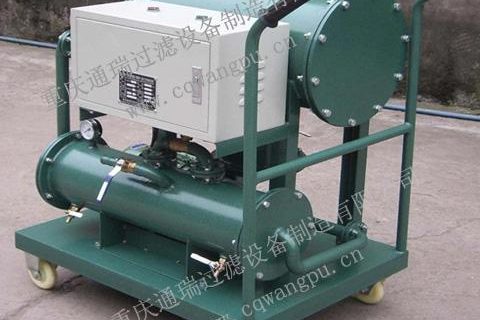 厂家剖析：：轻质油聚结疏散式滤油机